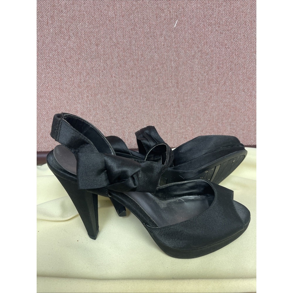 American Eagle Black Satin 4" Heels Side Bow Women Size 7 Sexy Sweet Prom Girly